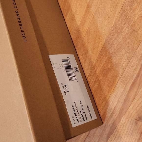 LuckyBrand Shoes - Woman's boots